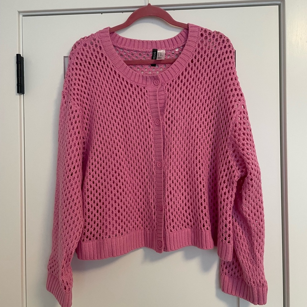 H&M Divided Soft Pink Sweater
